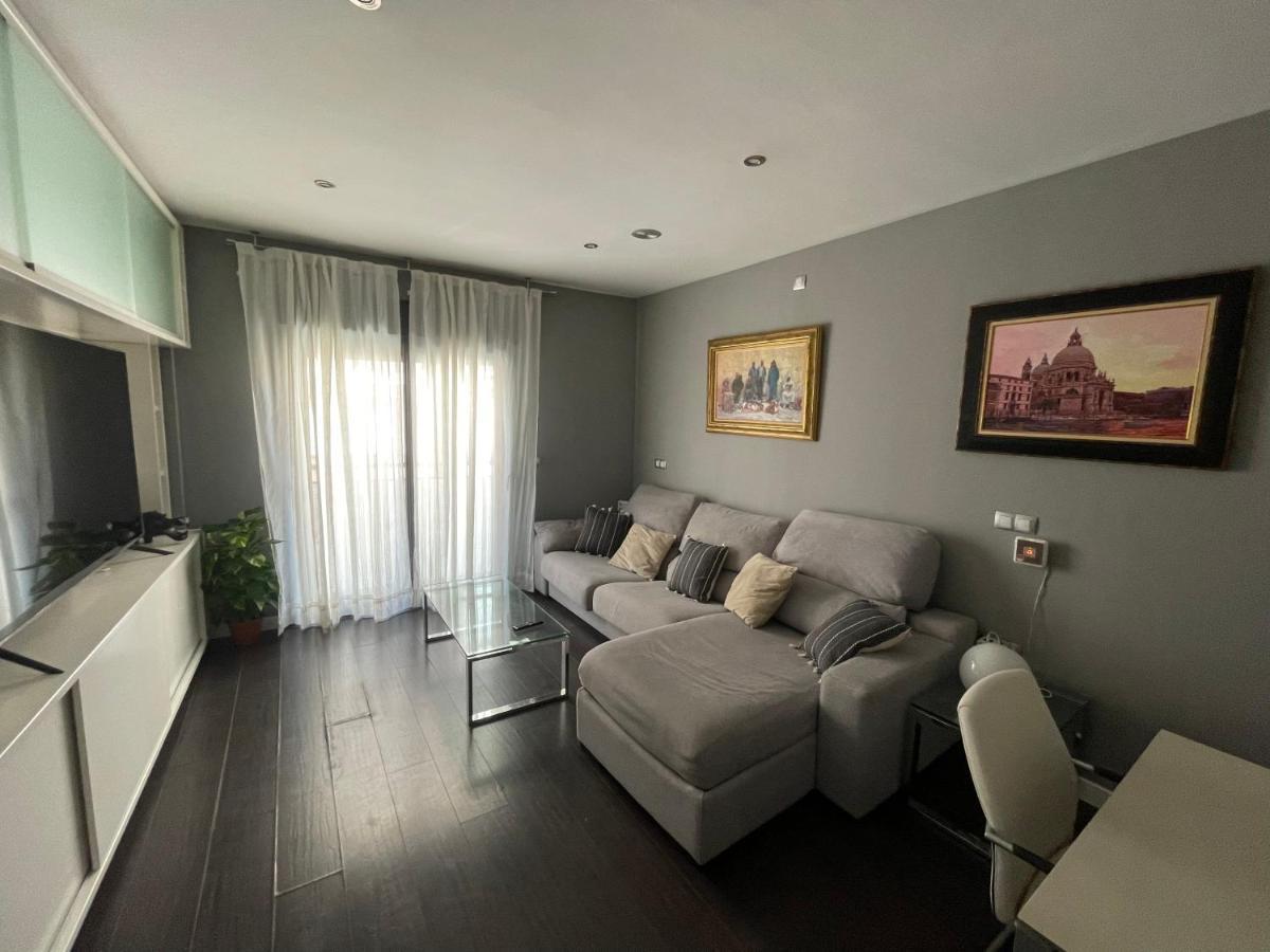 Moderno Apartamento Con Plaza De Garaje En Pleno Centro De Αλμερία Εξωτερικό φωτογραφία